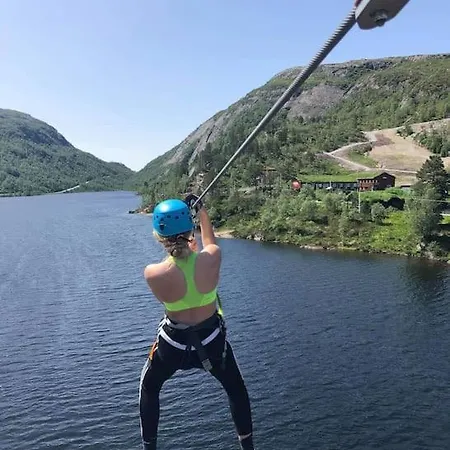 Dom wakacyjny With Sauna Close To Kjeragbolten-bedding Included